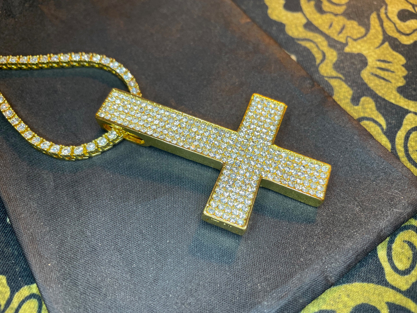 Diamond Encrusted Upside Down Inverted Cross 14kt Gold Pendant Necklace Minimalist Retro Satanic Church Wiccan Occult Jewelry Gift - Gold