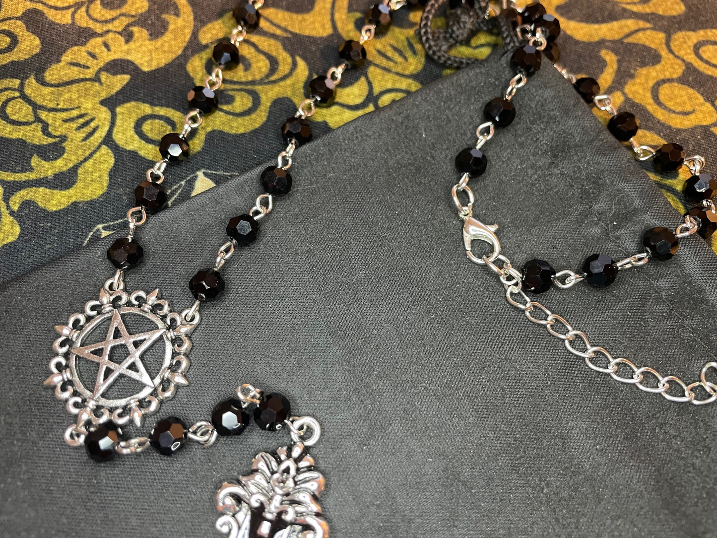 Satanic Rosary Inverted Pentagram Ornate Upside Down Cross Pendant Charm Necklace Gothic Pagan Wiccan Occult Jewelry Gift - Silver & Black