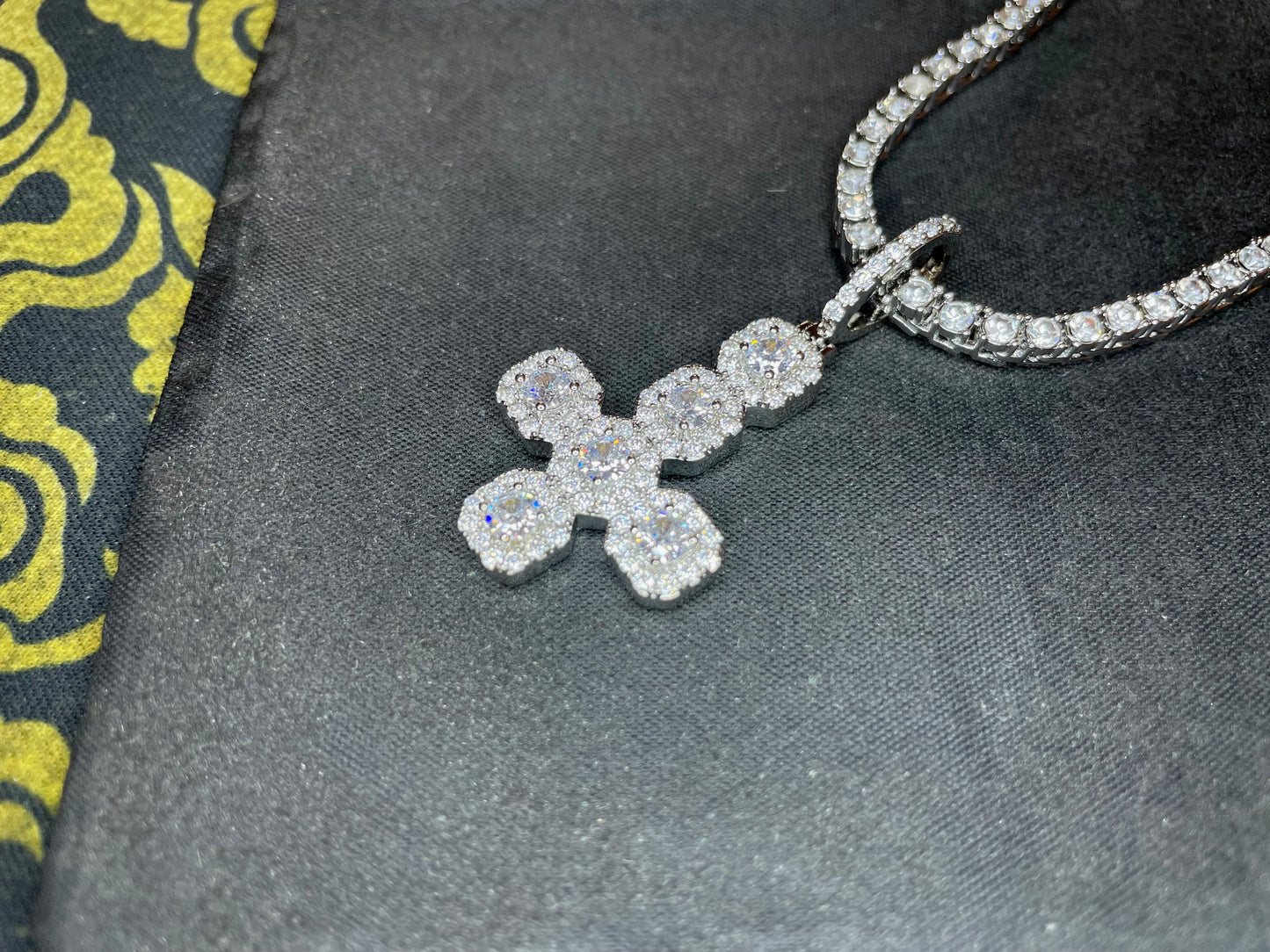 Diamond Iced Out Bling Upside Down Inverted Cross Sterling Silver Pendant Necklace Retro Satanic Pagan Wiccan Occult Jewelry Gift - Silver