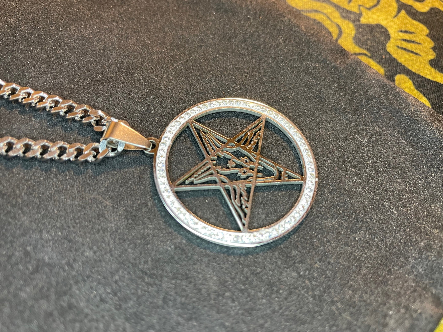 Sigil of Baphomet Church of Satan Upside Down Inverted Pentagram Stainless Steel Pendant Necklace Satanic Occult Jewelry - Silver & Diamond