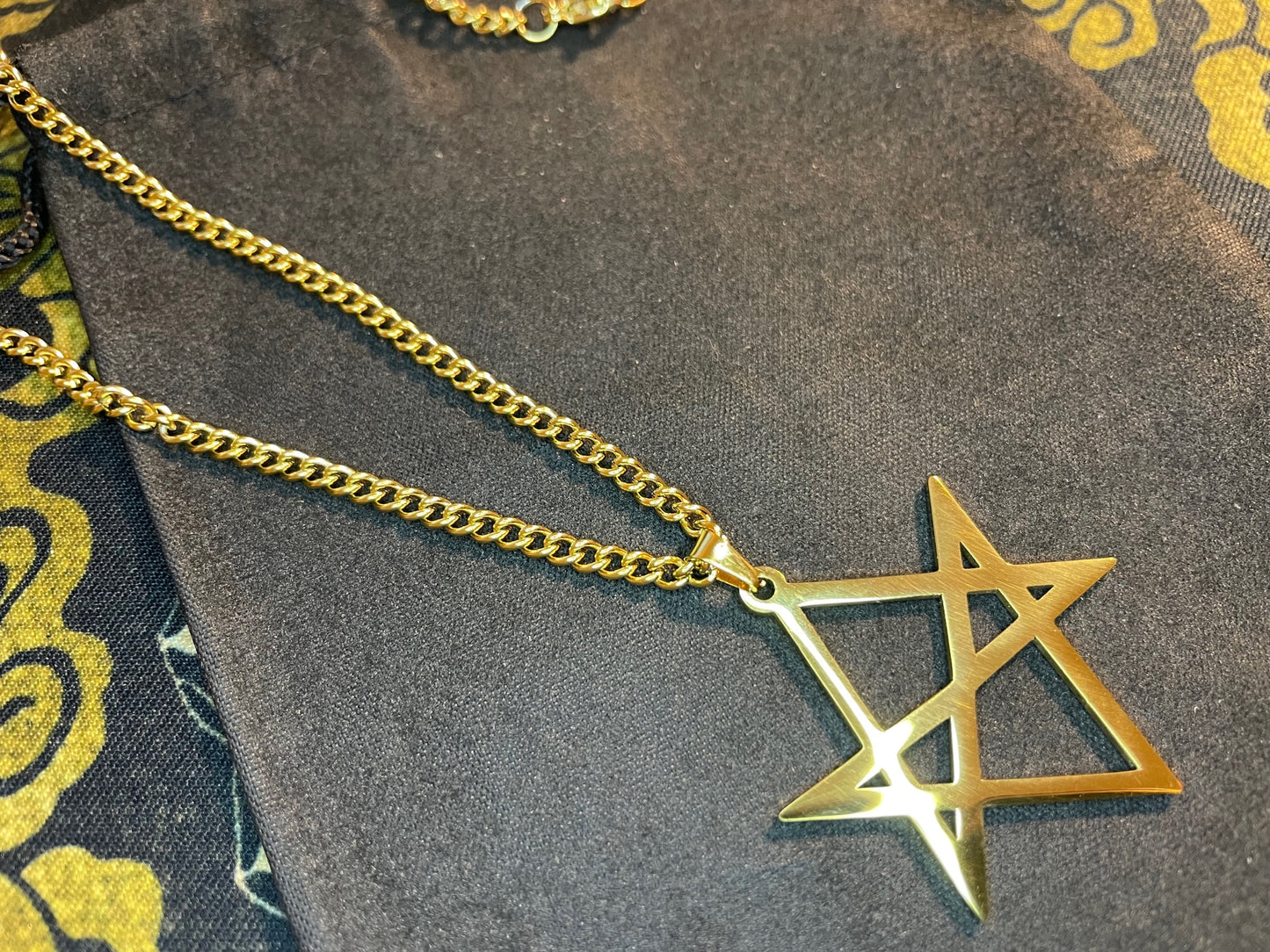 Unicursal Hexagram Thelema Symbol Stainless Steel Pendant Necklace Aleister Crowley Satanic Church Wiccan Pagan Occult Jewelry Gift - Gold