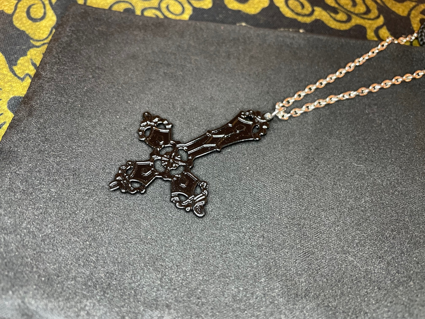 Ornate Upside Down Cross Inverted Crucifix Hand-Poured Aluminum Pendant Necklace Gothic Occult Pagan Satanic Wiccan Jewelry Gift - Black