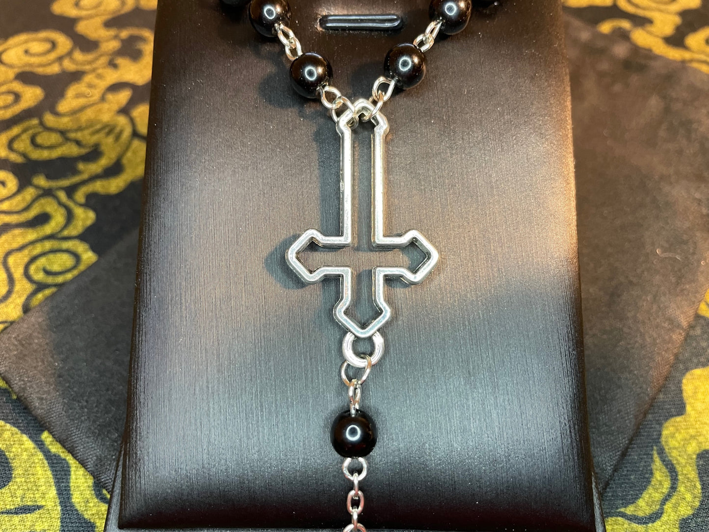 Satanic Rosary Upside Down Inverted Cross Pentagram Pendant Necklace Small Bead Gothic Pagan Wiccan Occult Jewelry Gift - Silver & Black