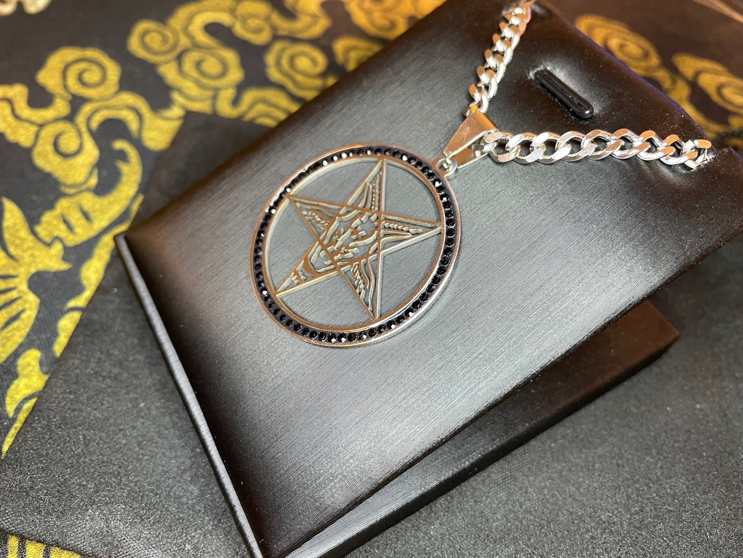 Sigil of Baphomet Church of Satan Upside Down Inverted Pentagram Stainless Steel Pendant Necklace Satanic Jewelry - Silver & Black Diamond