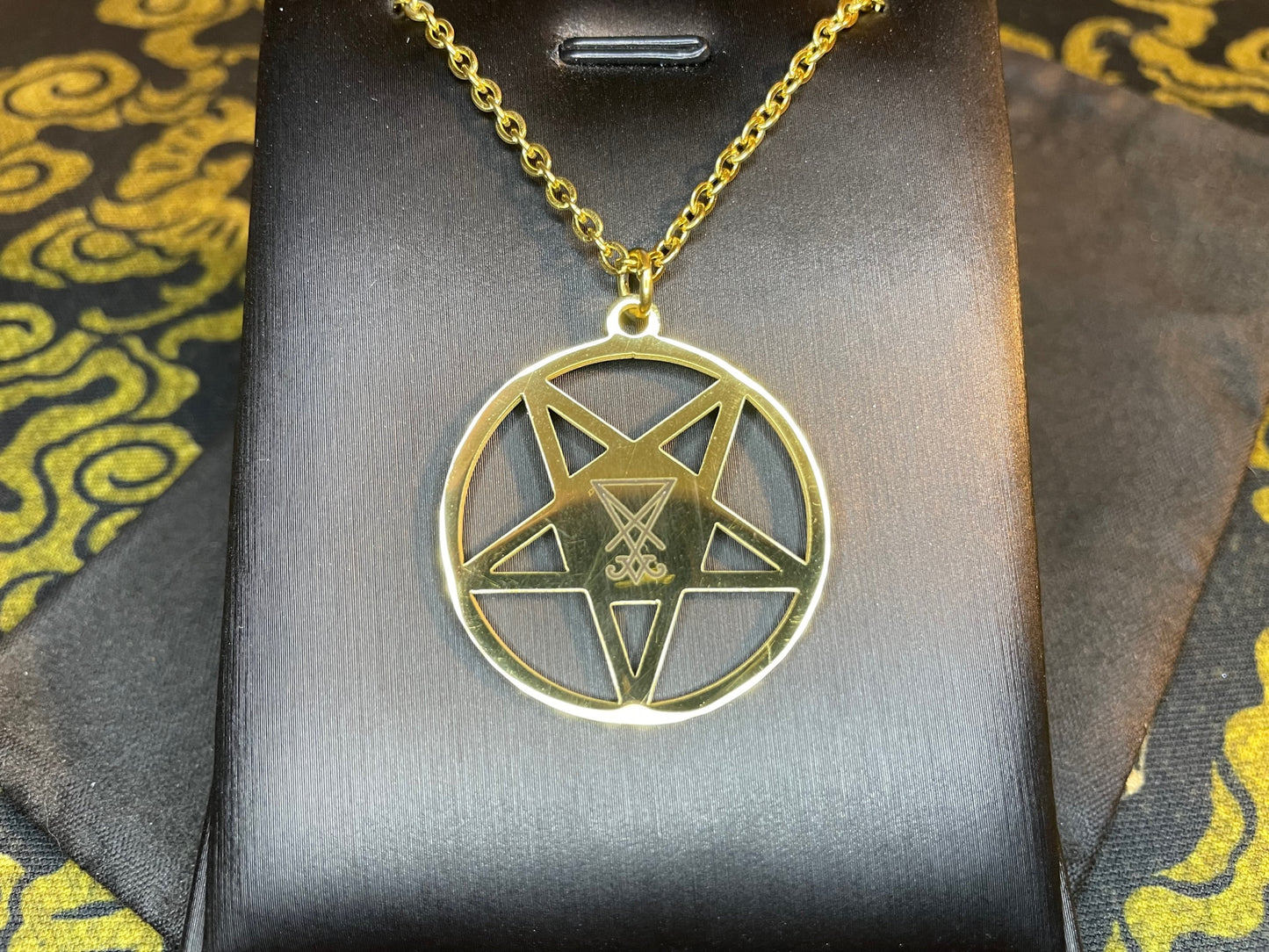 Inverted Pentagram Sigil of Lucifer Upside Down Stainless Steel Pendant Necklace Satanic Gothic Pagan Wiccan Occult Jewelry Best Gift - Gold