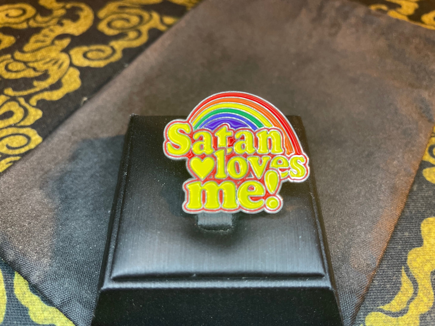 Satan Loves Me Rainbow Heart Stainless Steel Enamel Lapel Pin Wiccan Satanic Goth Pagan Occult Jewelry Gift - Red Orange Yellow Green Pride