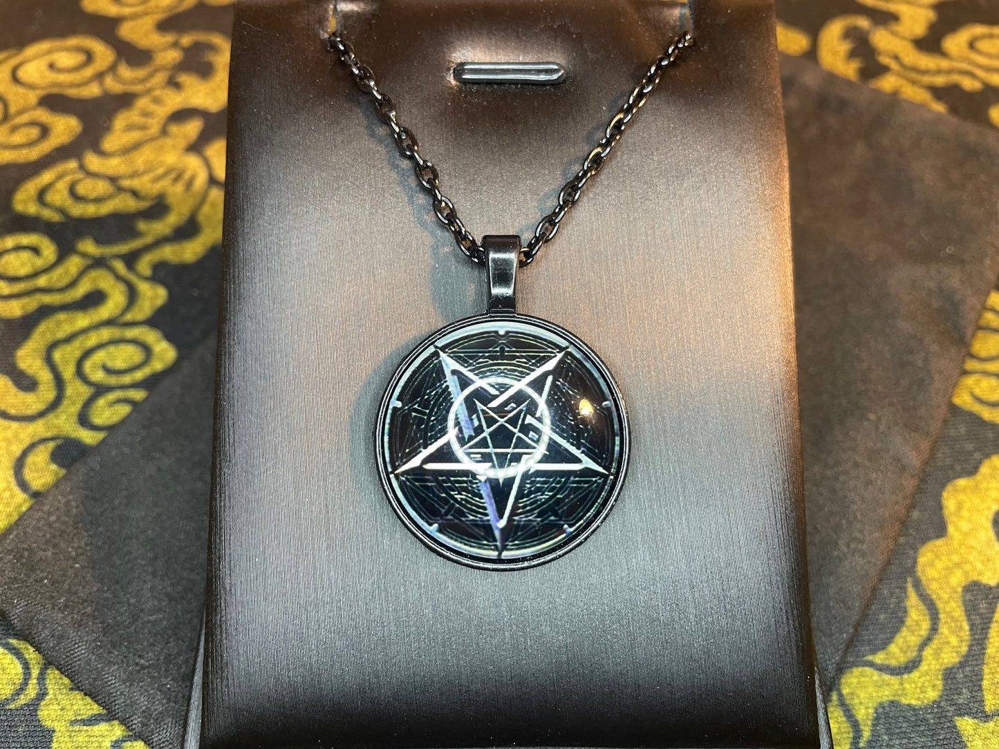 Double Pentagram Sigil of Leviathan Baphomet Lucifer Glass Stainless Steel Pendant Necklace Satanic Wiccan Pagan Occult Jewelry Gift - Black