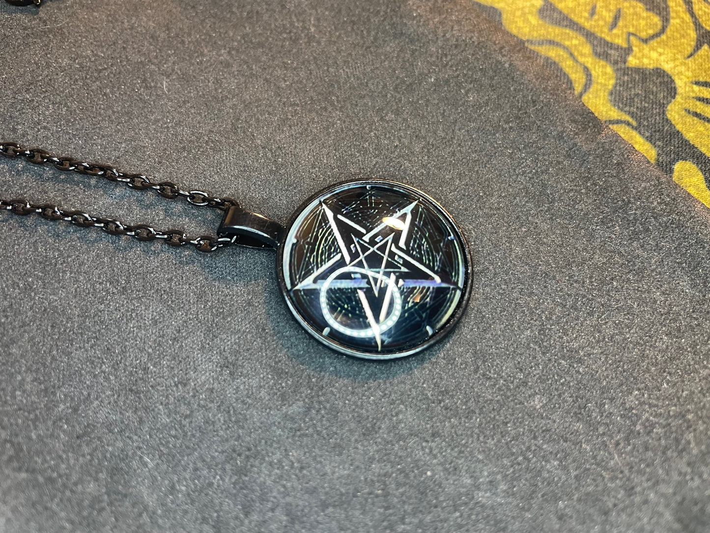 Double Pentagram Sigil of Leviathan Baphomet Lucifer Glass Stainless Steel Pendant Necklace Satanic Wiccan Pagan Occult Jewelry Gift - Black