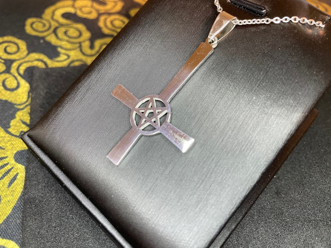 Upside Down Cross Inverted Pentagram Stainless Steel Pendant Necklace Modern Gothic Wiccan Pagan Satanic Church Occult Jewelry Gift - Silver