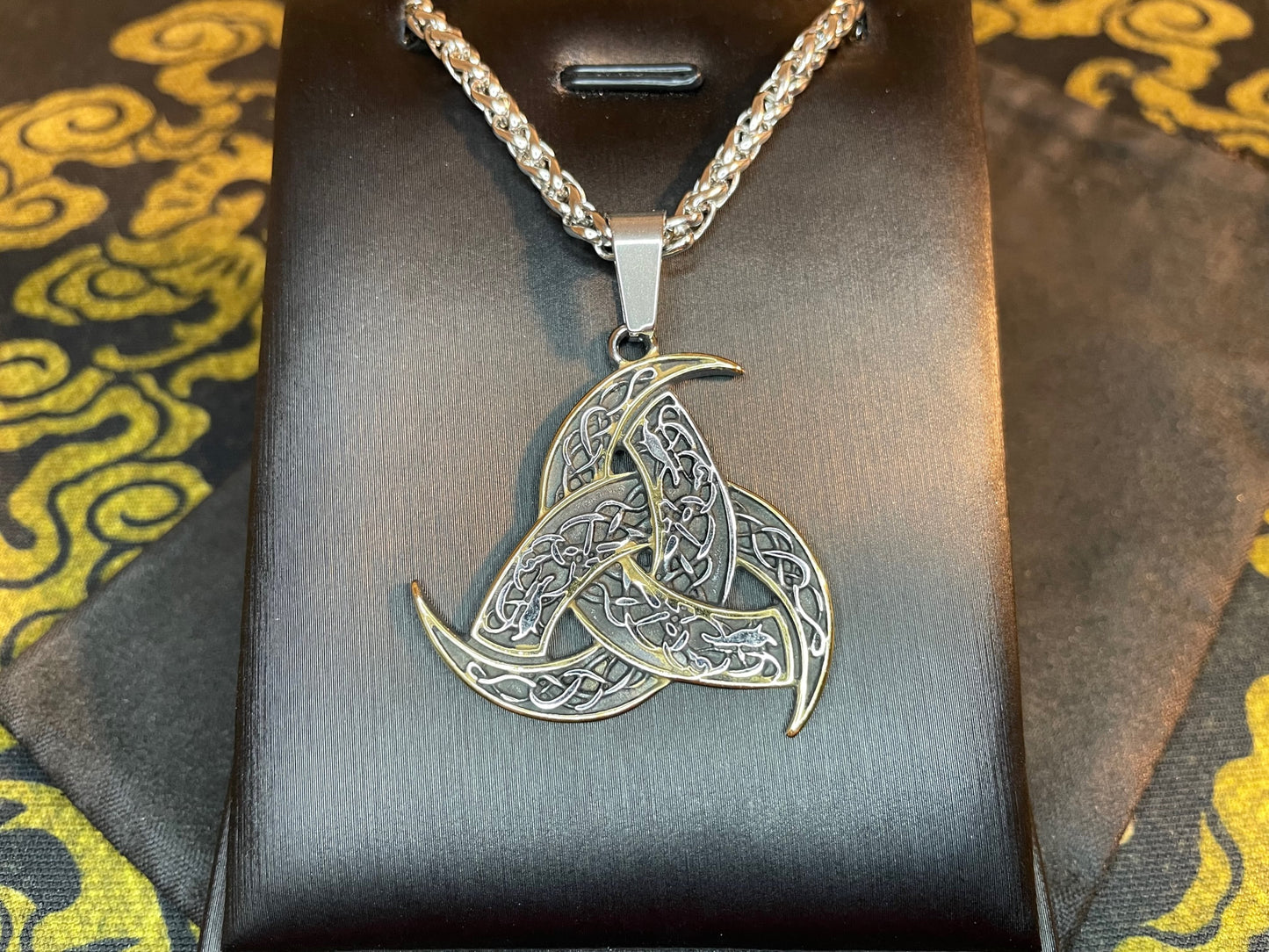 Celtic Trinity Knot Viking Nordic Norse Steel Pendant Necklace Amulet Talisman Satanic Wiccan Pagan Occult Jewelry Gift -  Silver & Gold