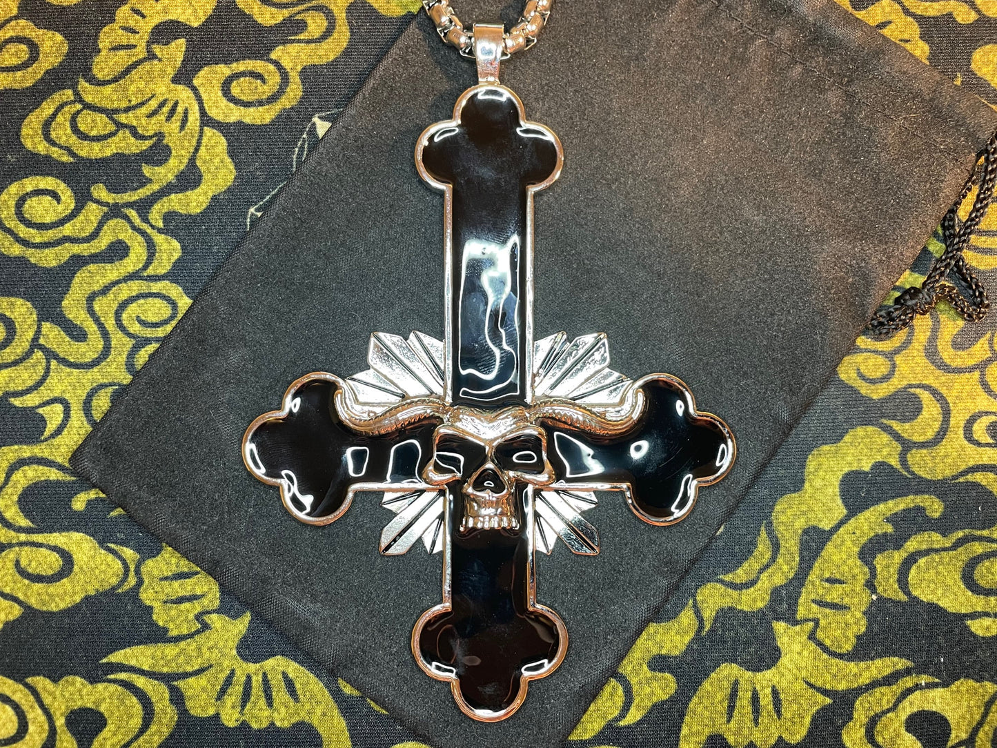 Upside Down Inverted Cross Horned Skull Stainless Steel Pendant Necklace Biker Gothic Satanic Church Wiccan Occult Jewelry Gift - Black