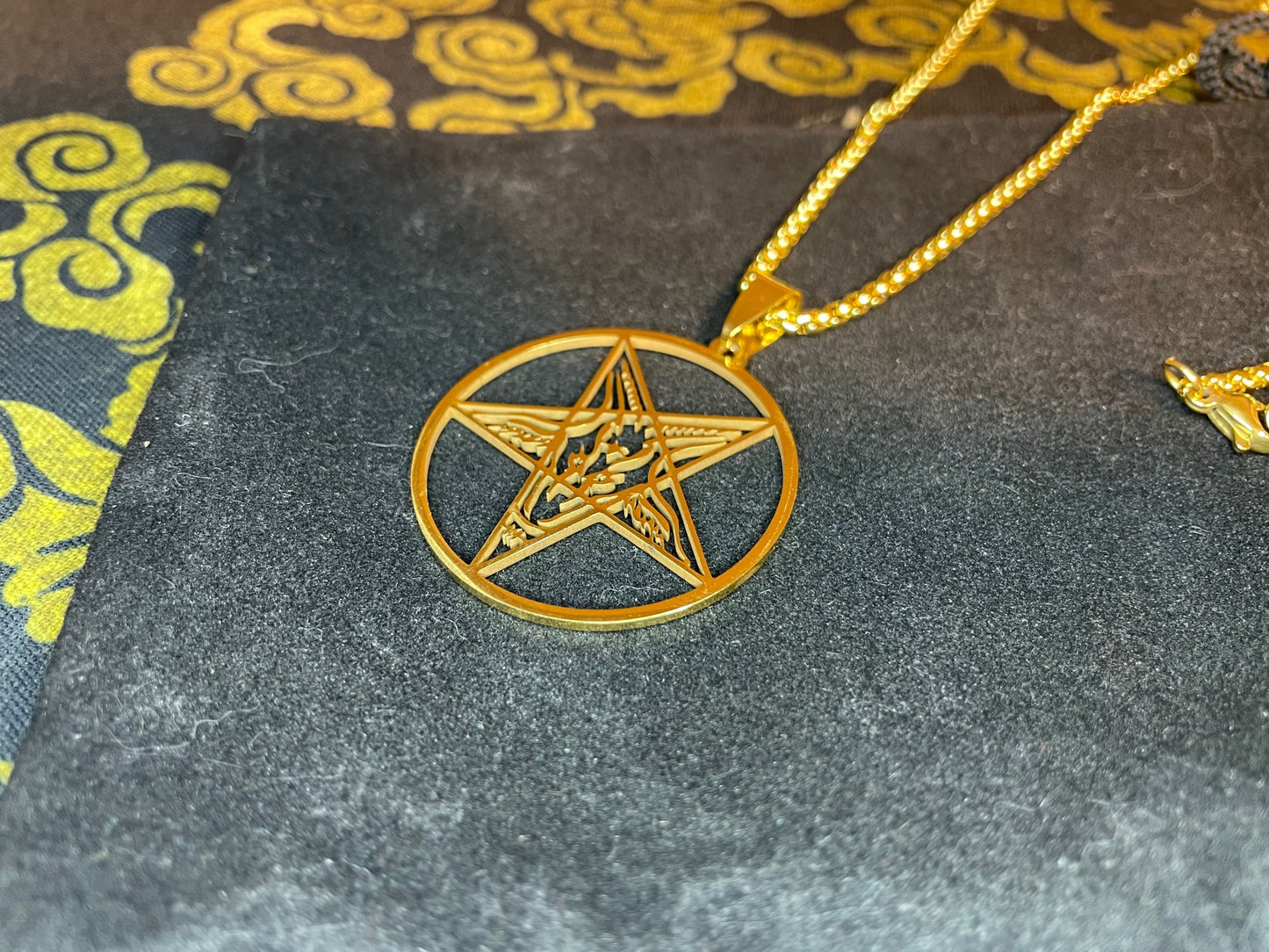 Sigil of Baphomet Satanic Church Upside Down Inverted Pentagram Stainless Steel Pendant Necklace Gothic Pagan Occult Jewelry Gift - Gold