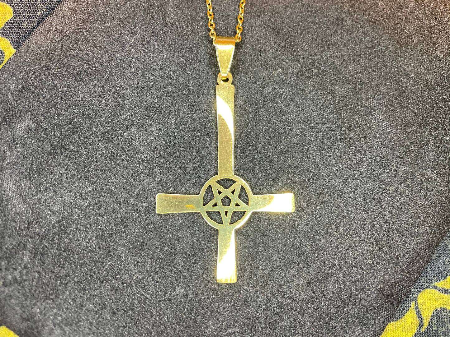 Upside Down Cross Inverted Pentagram Stainless Steel Pendant Necklace Modern Gothic Wiccan Pagan Satanic Church Occult Jewelry Gift - Gold