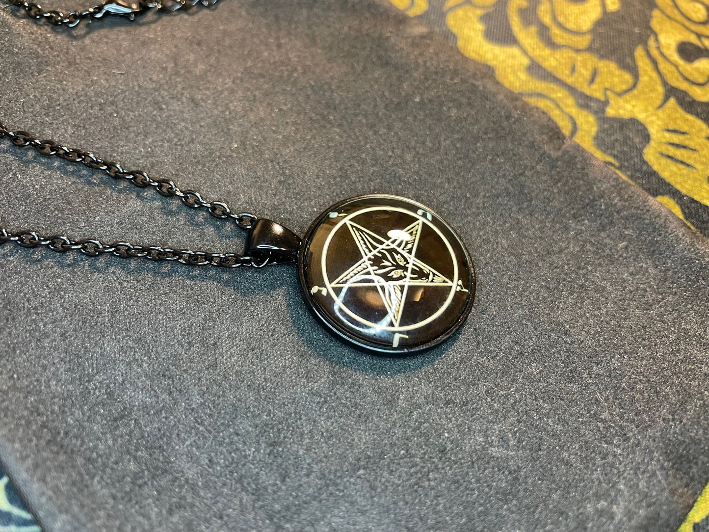 Sigil of Baphomet Pentagram Church of Satan Lucifer Glass Stainless Steel Pendant Necklace Satanic Wiccan Pagan Occult Jewelry Gift - Black