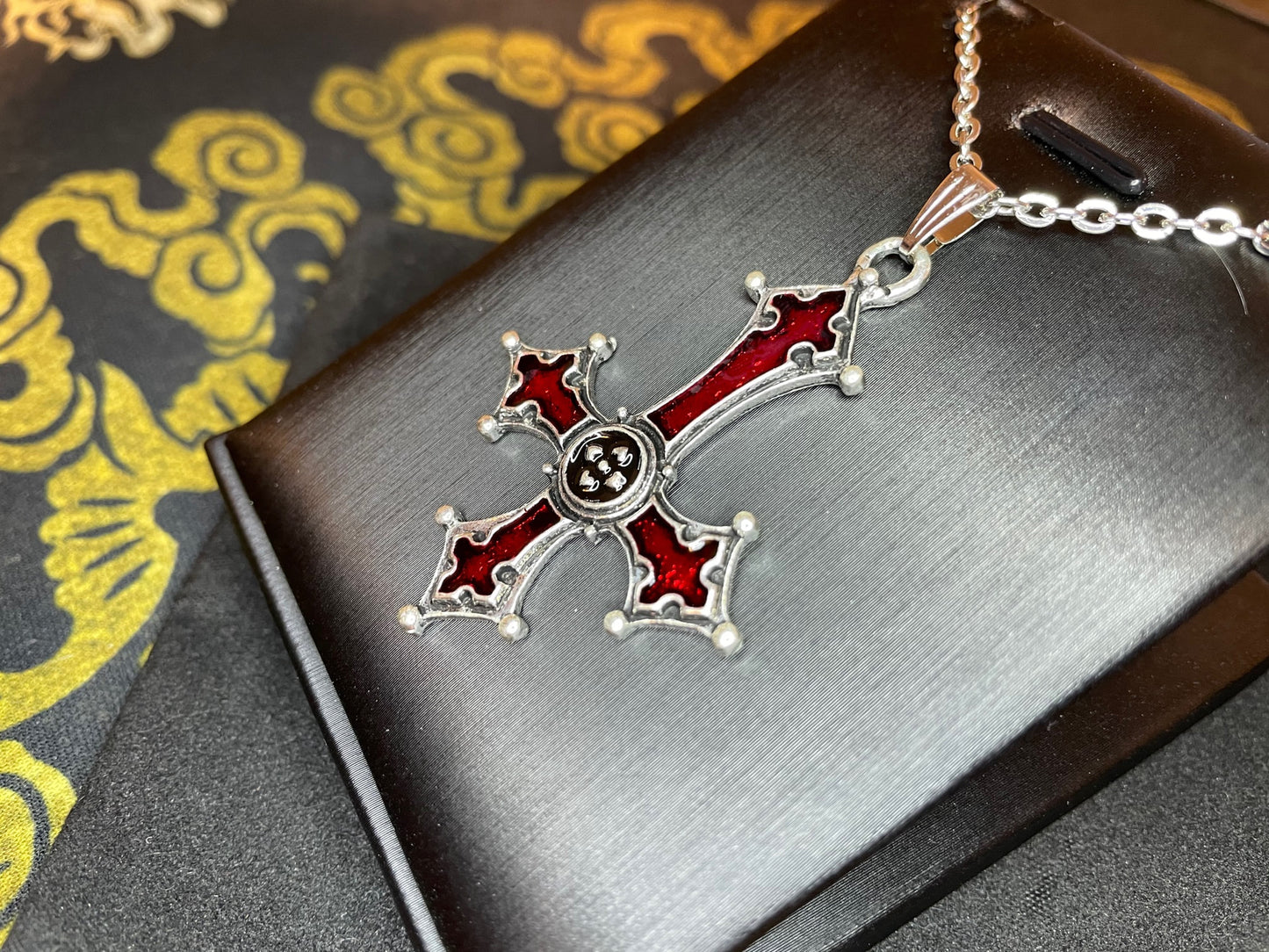 Red Crimson Bloody Inverted Upside Down Cross Pendant Necklace Vintage Gothic Satanic Pagan Wiccan Occult Jewelry Best Gift - Silver