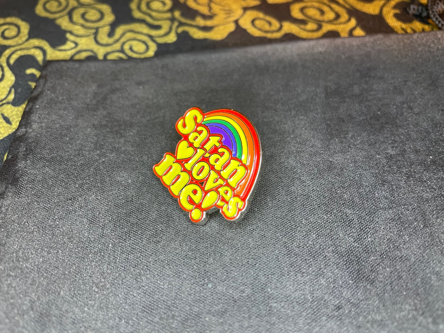 Satan Loves Me Rainbow Heart Stainless Steel Enamel Lapel Pin Wiccan Satanic Goth Pagan Occult Jewelry Gift - Red Orange Yellow Green Pride