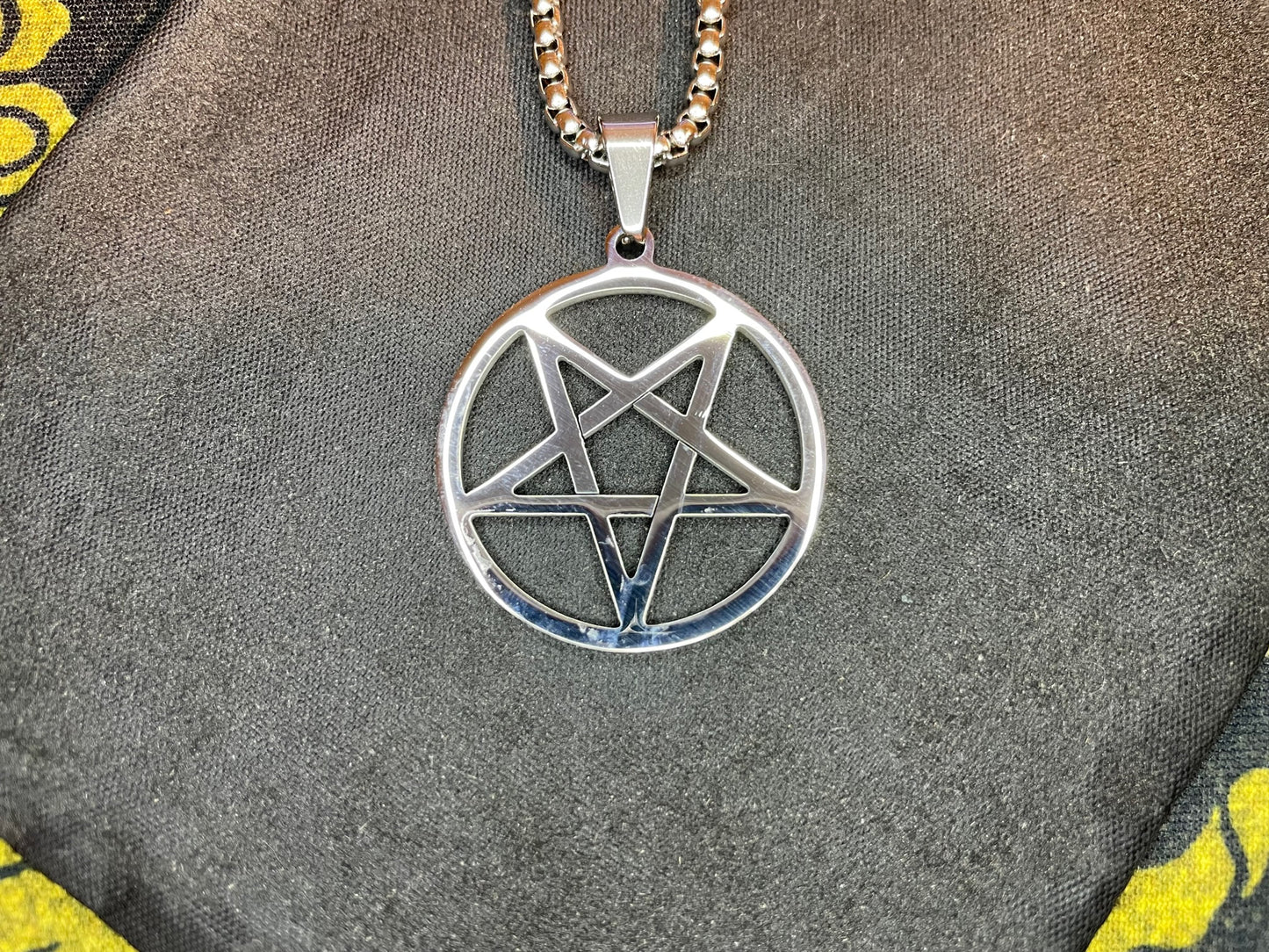 Inverted Pentagram Upside Down Stainless Steel Pendant Necklace Talisman Amulet Gothic Satanic Wiccan Pagan Occult Jewelry Gift - Silver