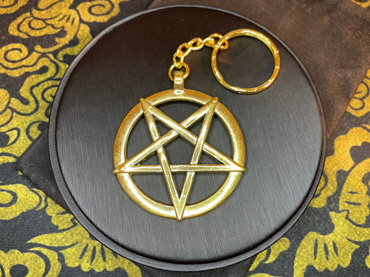 Brass-Plated Inverted Pentagram Large Stainless Steel Upside Down Pentacle Keychain Satanic Church Wiccan Gothic Occult Jewelry Gift - Gold