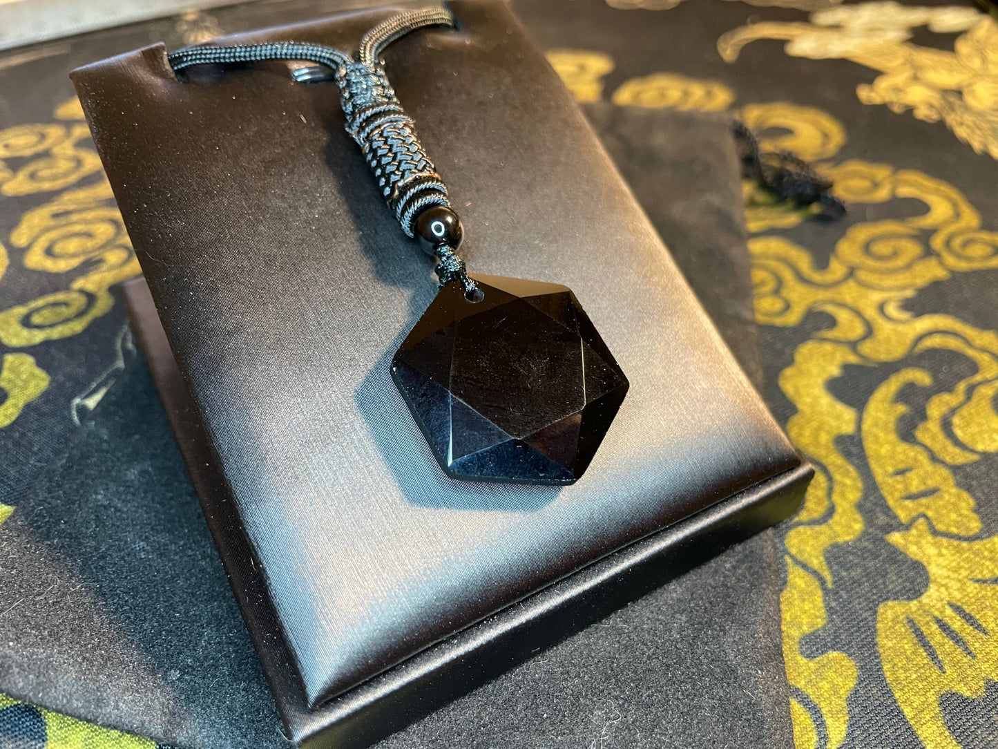 Obsidian Dragonglass Volcanic Glass Pendant Necklace Hexagram Healing Centering Mediation Stone Vintage Gothic Pagan Satanic Best Gift Black