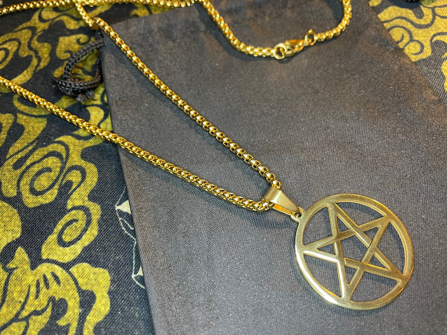 Inverted Pentagram Upside Down Stainless Steel Pendant Necklace Talisman Amulet Gothic Satanic Wiccan Pagan Occult Jewelry Best Gift - Gold