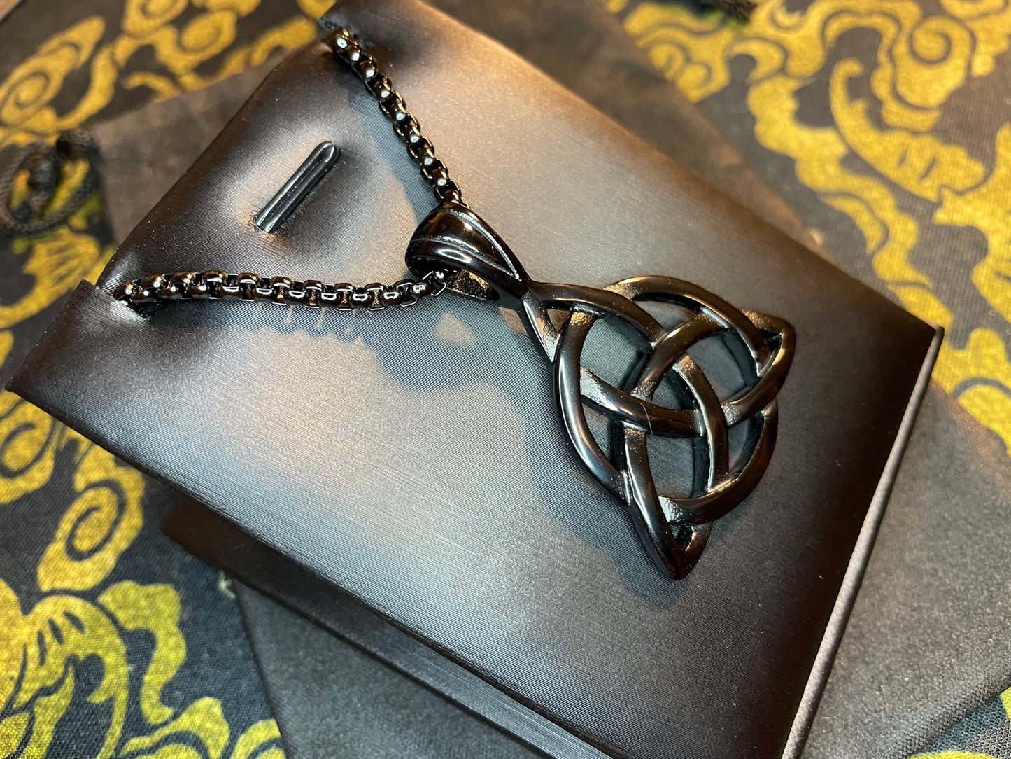 Celtic Triple Knot Viking Nordic Thor Loki Norse Steel Pendant Necklace Amulet Talisman Satanic Wiccan Pagan Occult Jewelry Gift -  Black