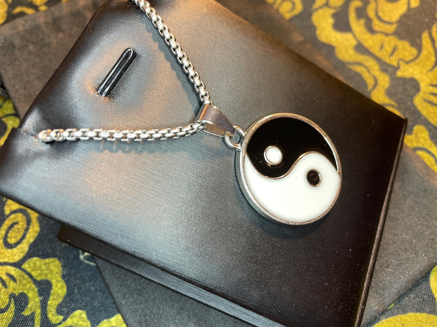 Yin Yang Taijitu Taoist Symbol Stainless Steel Balance Pendant Necklace Gothic Satanic Wiccan Pagan Occult Jewelry Gift - Black & White