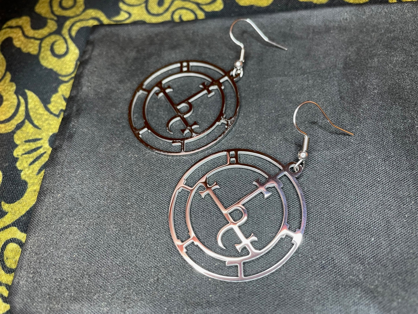 Demon Seal of Lilith Sigil Goddess Lucifer Stainless Steel Pendant Earrings Gothic Pagan Satanic Wiccan Occult Pagan Jewelry Gift - Silver