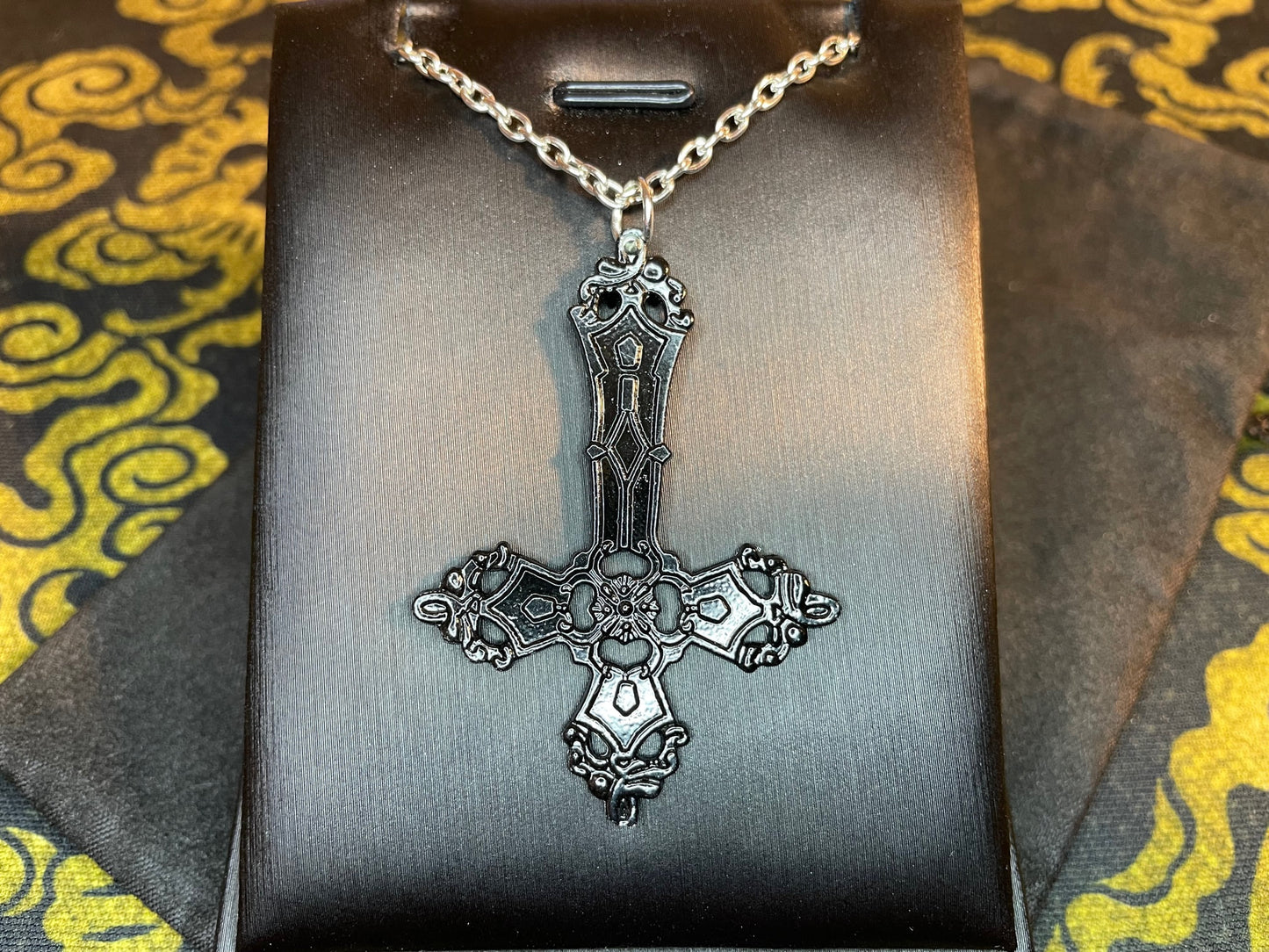 Ornate Upside Down Cross Inverted Crucifix Hand-Poured Aluminum Pendant Necklace Gothic Occult Pagan Satanic Wiccan Jewelry Gift - Black