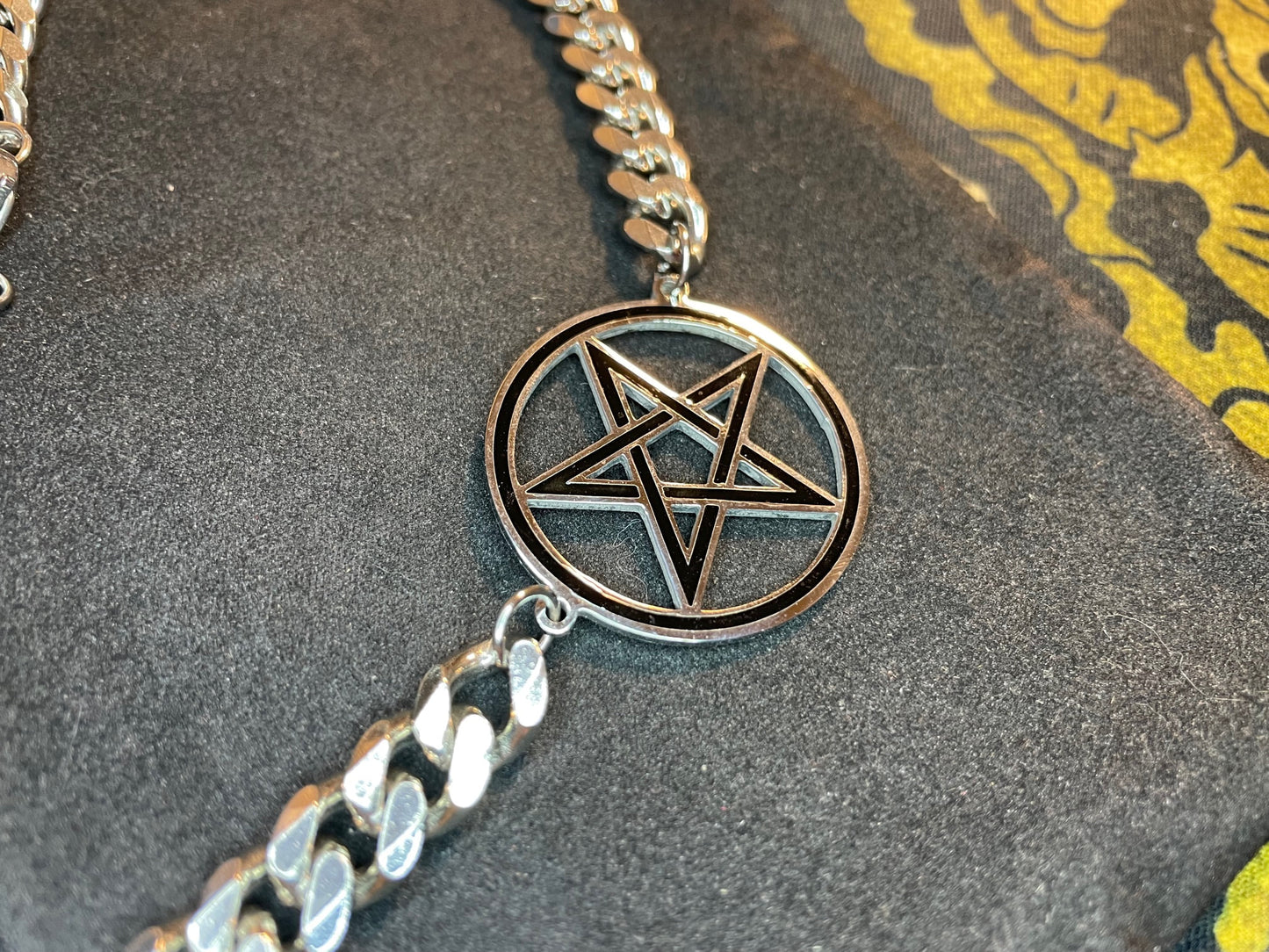 Inverted Pentagram Upside Down Choker Stainless Steel Cuban Link Chain Necklace Gothic Pagan Satanic Wiccan Occult Jewelry Gift - Silver