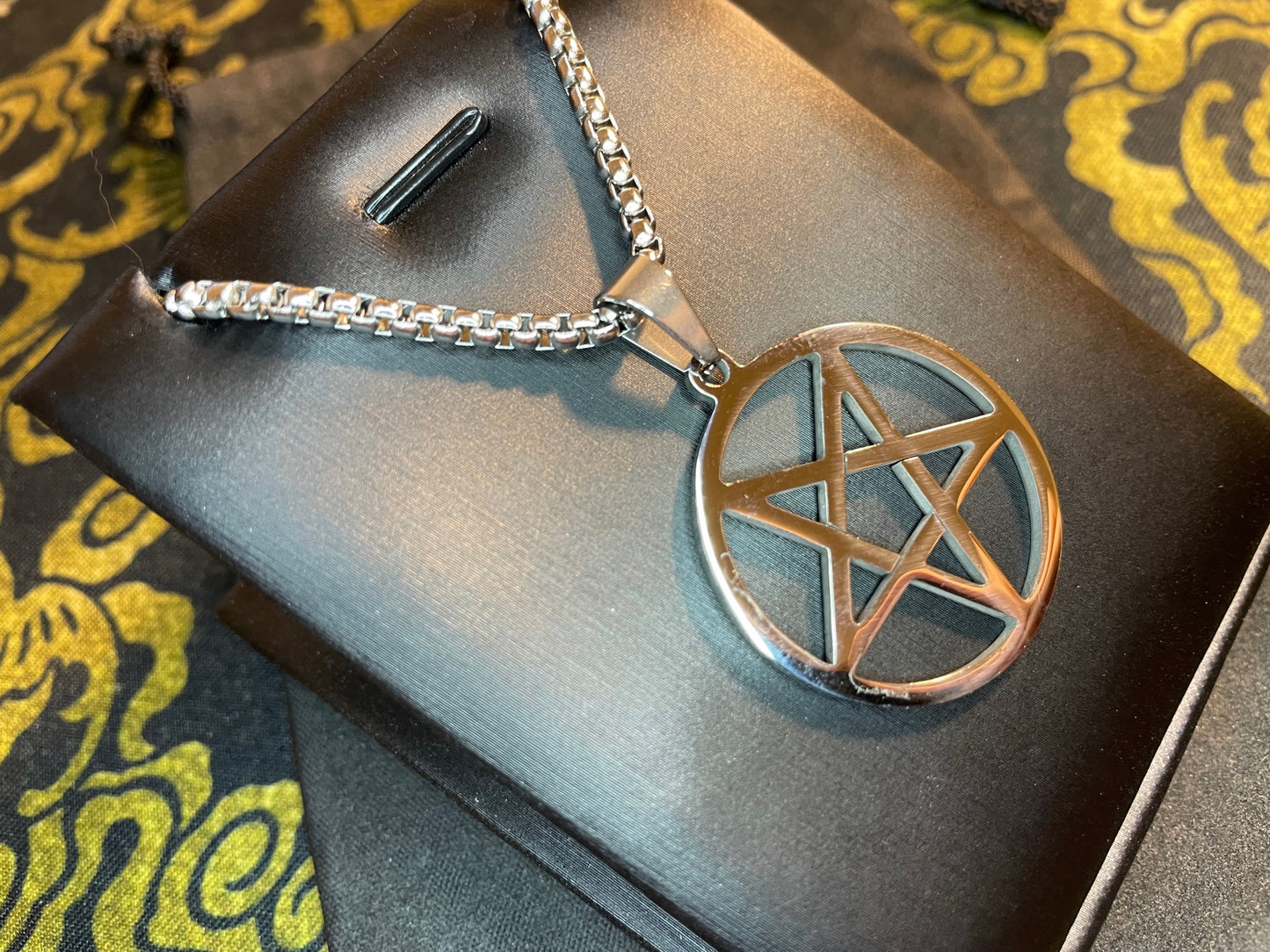 Inverted Pentagram Upside Down Stainless Steel Pendant Necklace Talisman Amulet Gothic Satanic Wiccan Pagan Occult Jewelry Gift - Silver