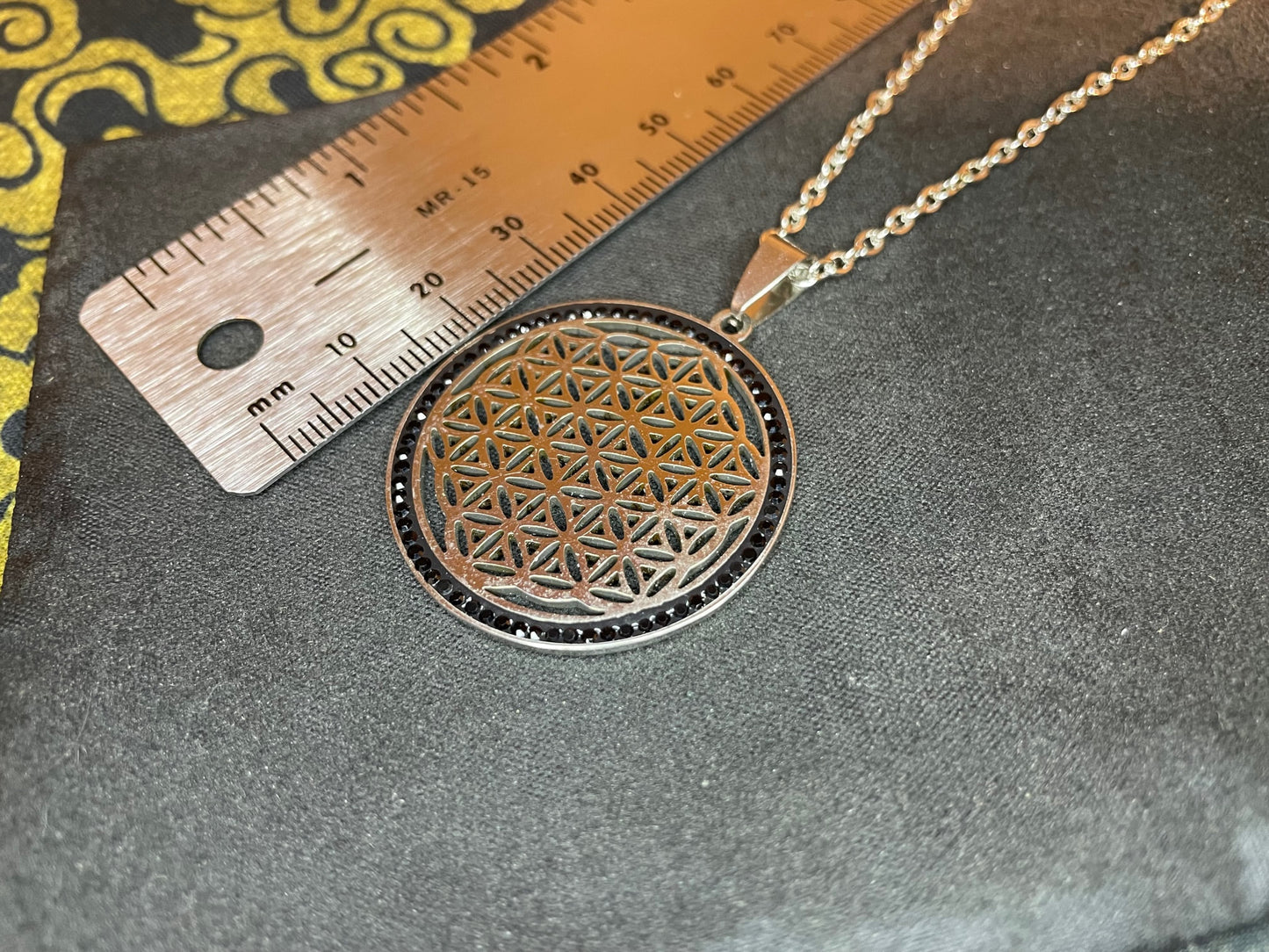 Flower of Life Sacred Geometry Yoga Hindu Buddhism Stainless Steel Pendant Necklace Pagan Occult Jewelry Best Gift - Silver & Black Diamond