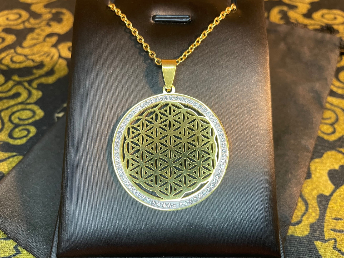 Flower of Life Sacred Geometry Yoga Hindu Buddhism Stainless Steel Pendant Necklace Pagan Occult Jewelry Best Gift - Gold & White Diamond