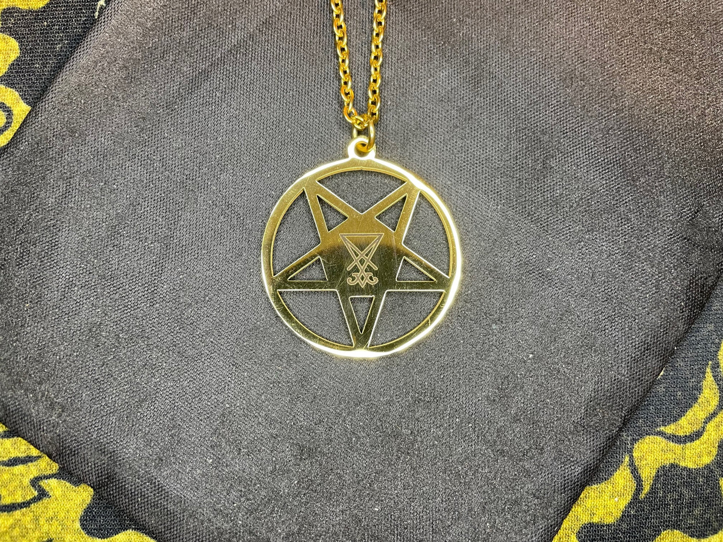 Inverted Pentagram Sigil of Lucifer Upside Down Stainless Steel Pendant Necklace Satanic Gothic Pagan Wiccan Occult Jewelry Best Gift - Gold