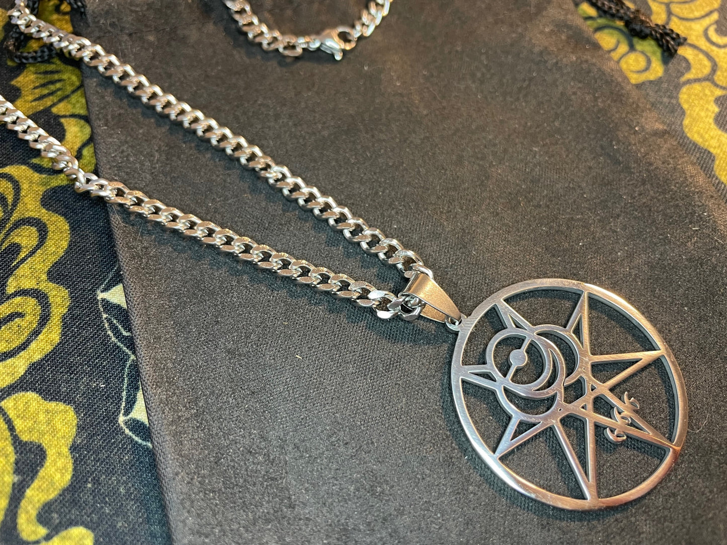 Aleister Crowley Seal 7-Pointed Star 666 Thelema Symbol Stainless Steel Pendant Necklace Satanic Wiccan Pagan Occult Jewelry Gift - Silver