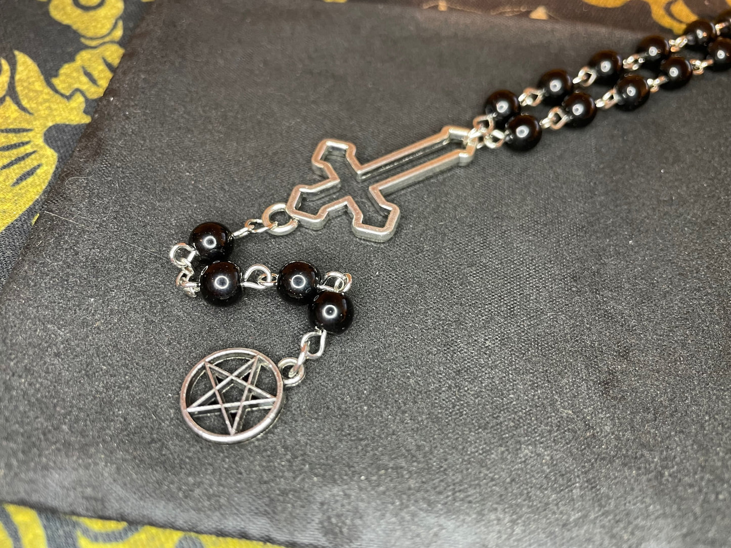 Satanic Rosary Upside Down Inverted Cross Pentagram Pendant Necklace Small Bead Gothic Pagan Wiccan Occult Jewelry Gift - Silver & Black