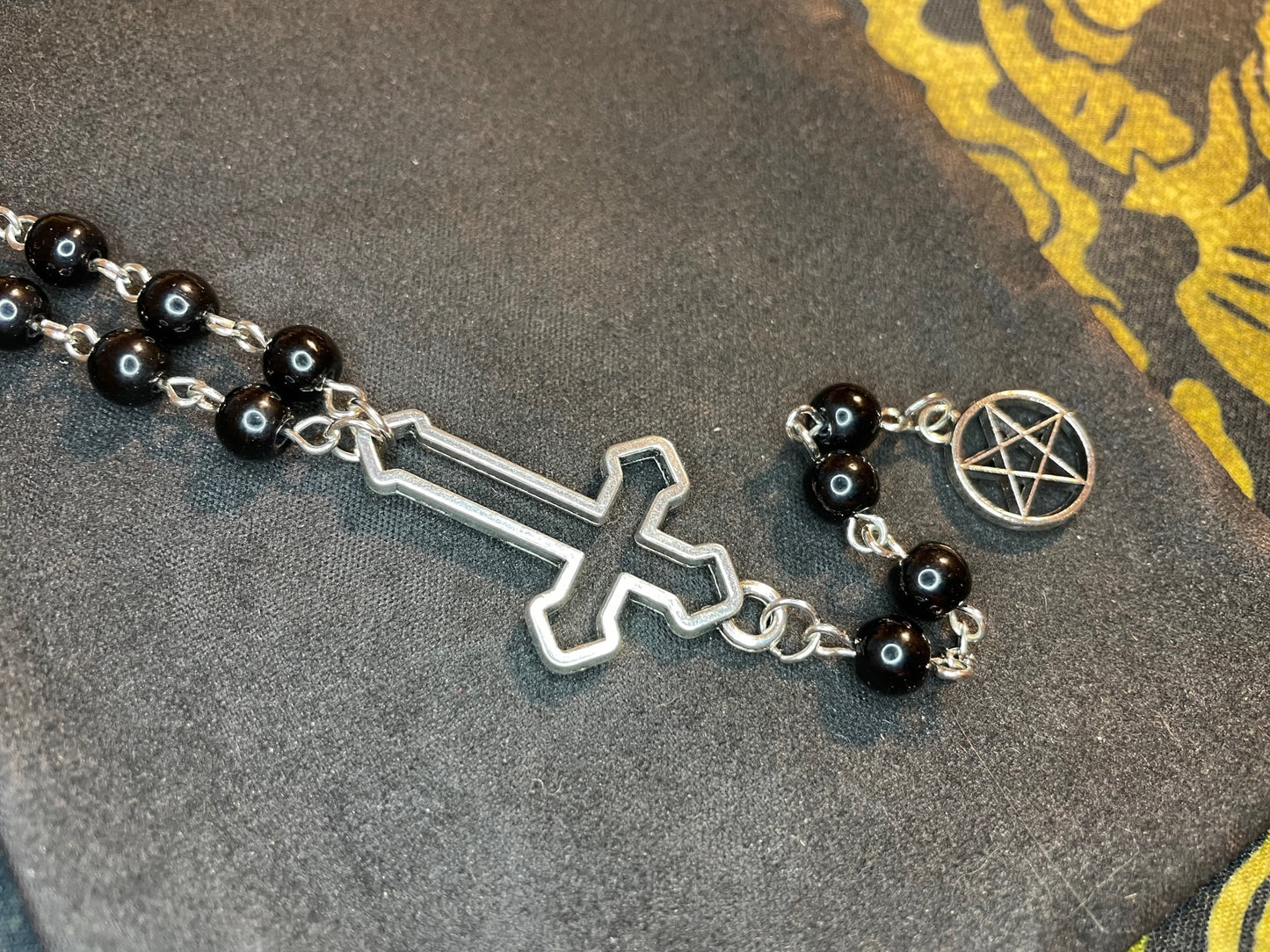 Satanic Rosary Upside Down Inverted Cross Pentagram Pendant Necklace Small Bead Gothic Pagan Wiccan Occult Jewelry Gift - Silver & Black