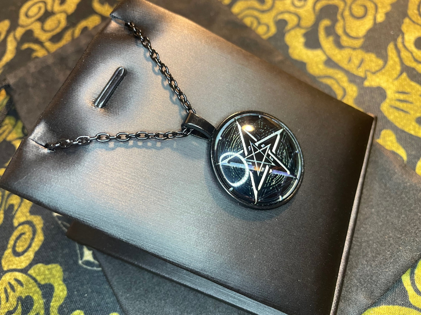 Double Pentagram Sigil of Leviathan Baphomet Lucifer Glass Stainless Steel Pendant Necklace Satanic Wiccan Pagan Occult Jewelry Gift - Black