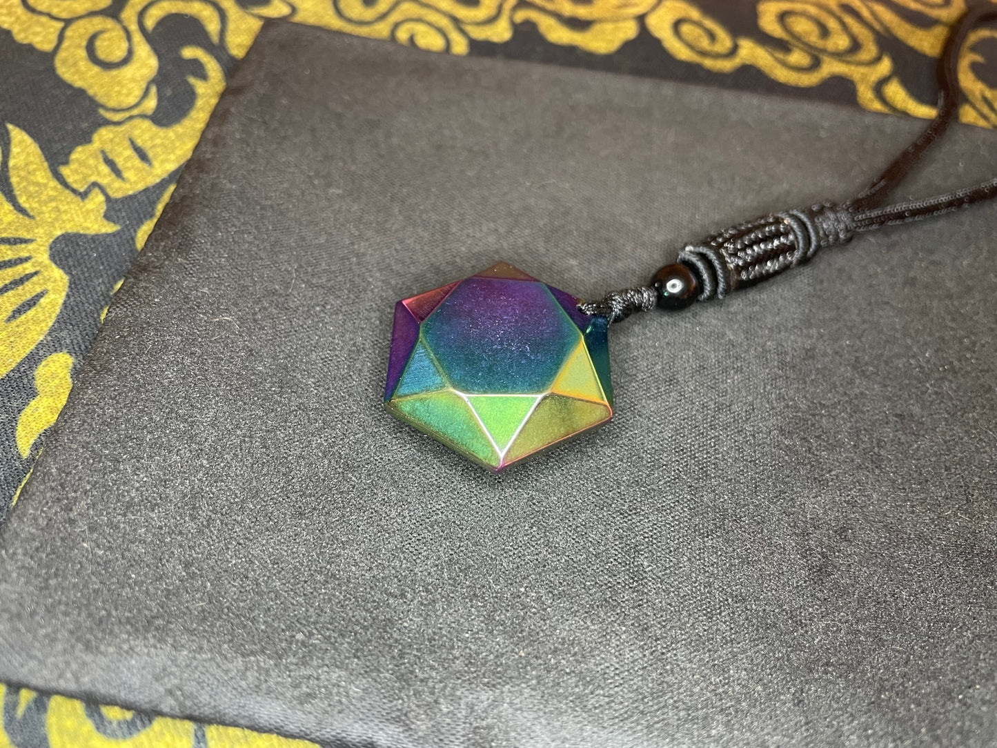 Prismatic Obsidian Volcanic Glass Pendant Necklace Hexagram Healing Centering Meditation Stone Vintage Gothic Pagan Satanic Wiccan - Rainbow