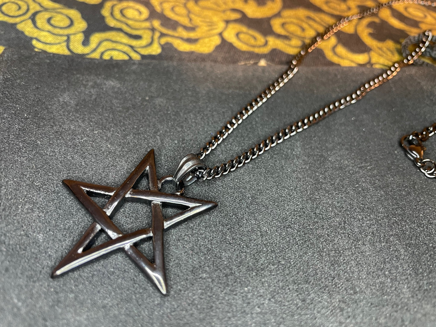 Mystical Upside Down Woven Inverted Pentagram Stainless Steel Retro Pendant Necklace Gothic Satanic Wiccan Occult Jewelry Best Gift - Black