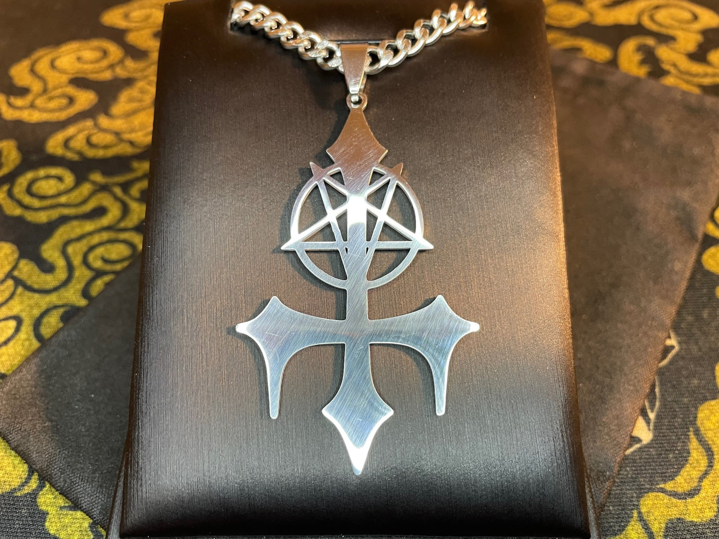 Vampire Fang Upside Down Cross Inverted Pentagram Stainless Steel Pendant Necklace Gothic Satanic Church Wiccan Occult Jewelry Gift - Silver