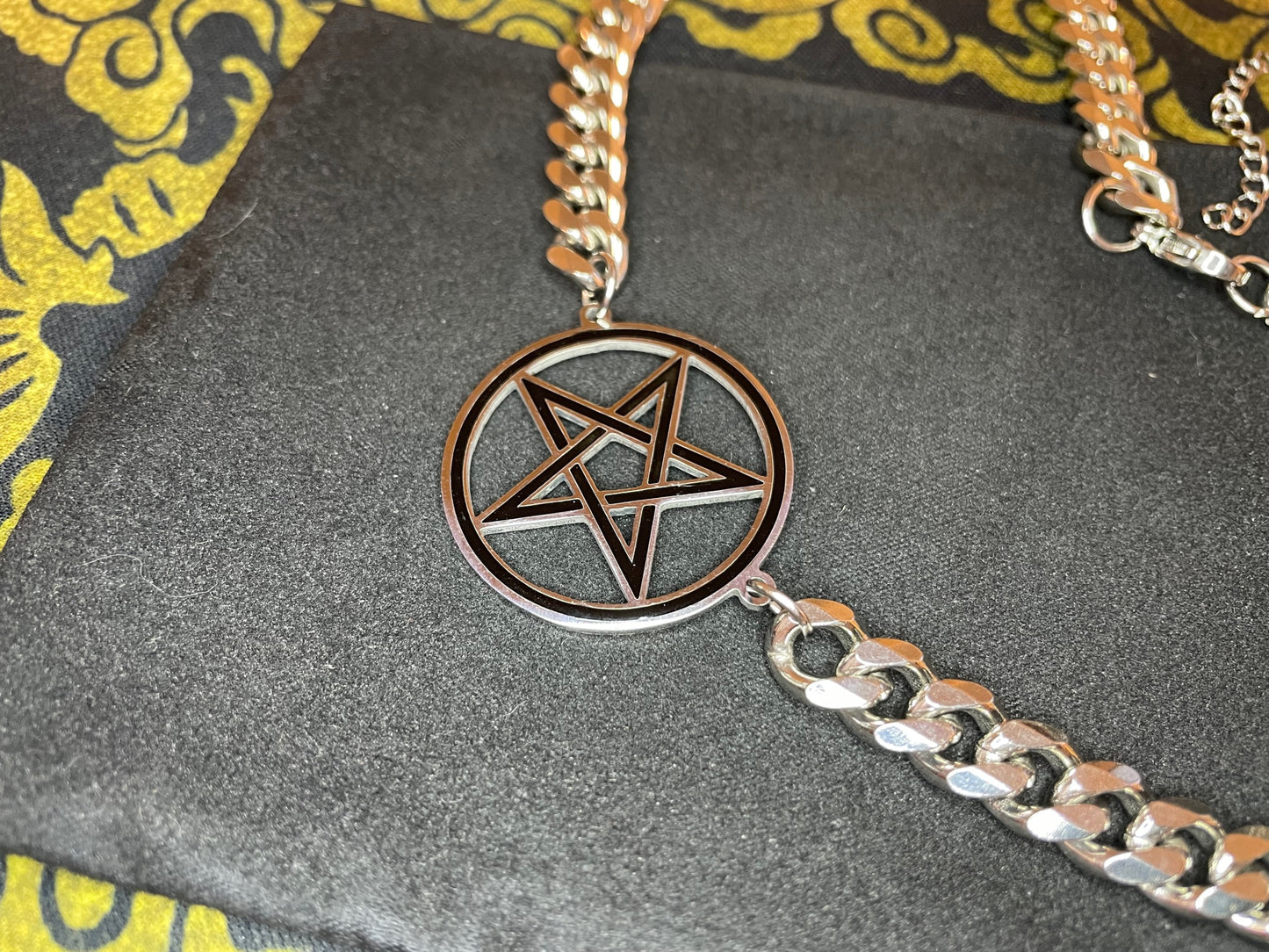 Inverted Pentagram Upside Down Choker Stainless Steel Cuban Link Chain Necklace Gothic Pagan Satanic Wiccan Occult Jewelry Gift - Silver