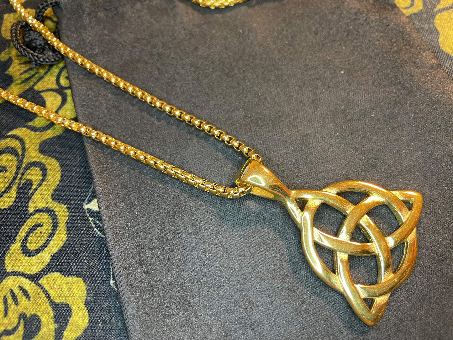 Celtic Triple Knot Viking Nordic Thor Loki Norse Steel Pendant Necklace Amulet Talisman Satanic Wiccan Pagan Occult Jewelry -  Gold Color