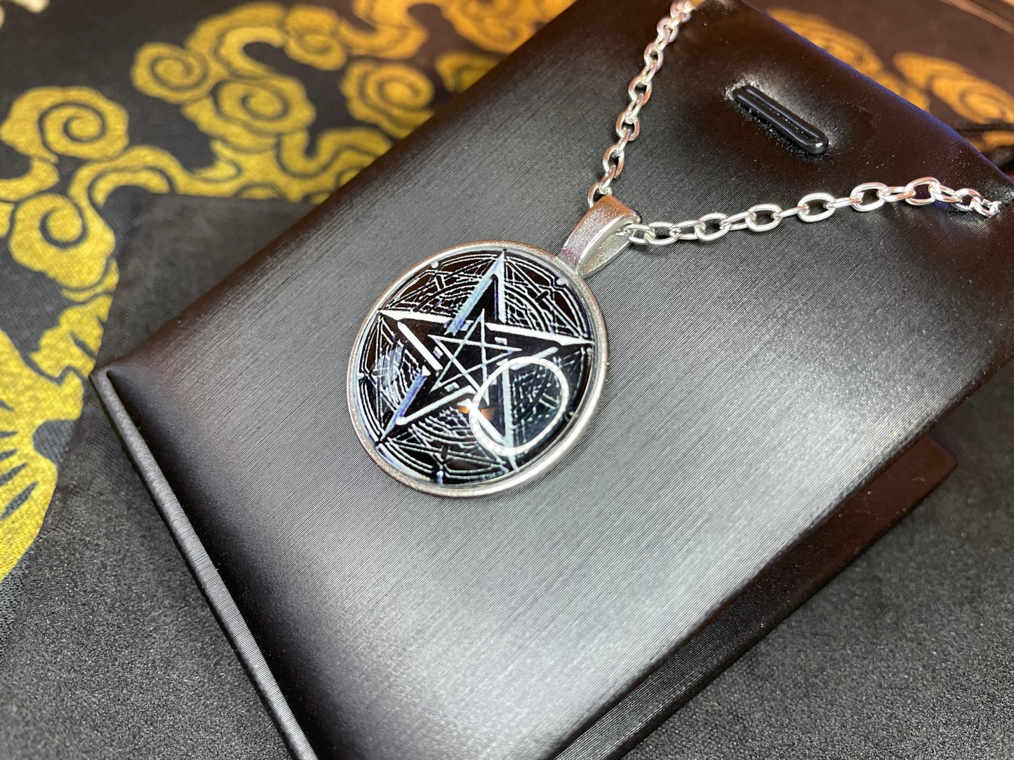 Double Pentagram Sigil of Leviathan Baphomet Lucifer Glass Stainless Steel Pendant Necklace Satanic Wiccan Occult Jewelry Best Gift - Silver