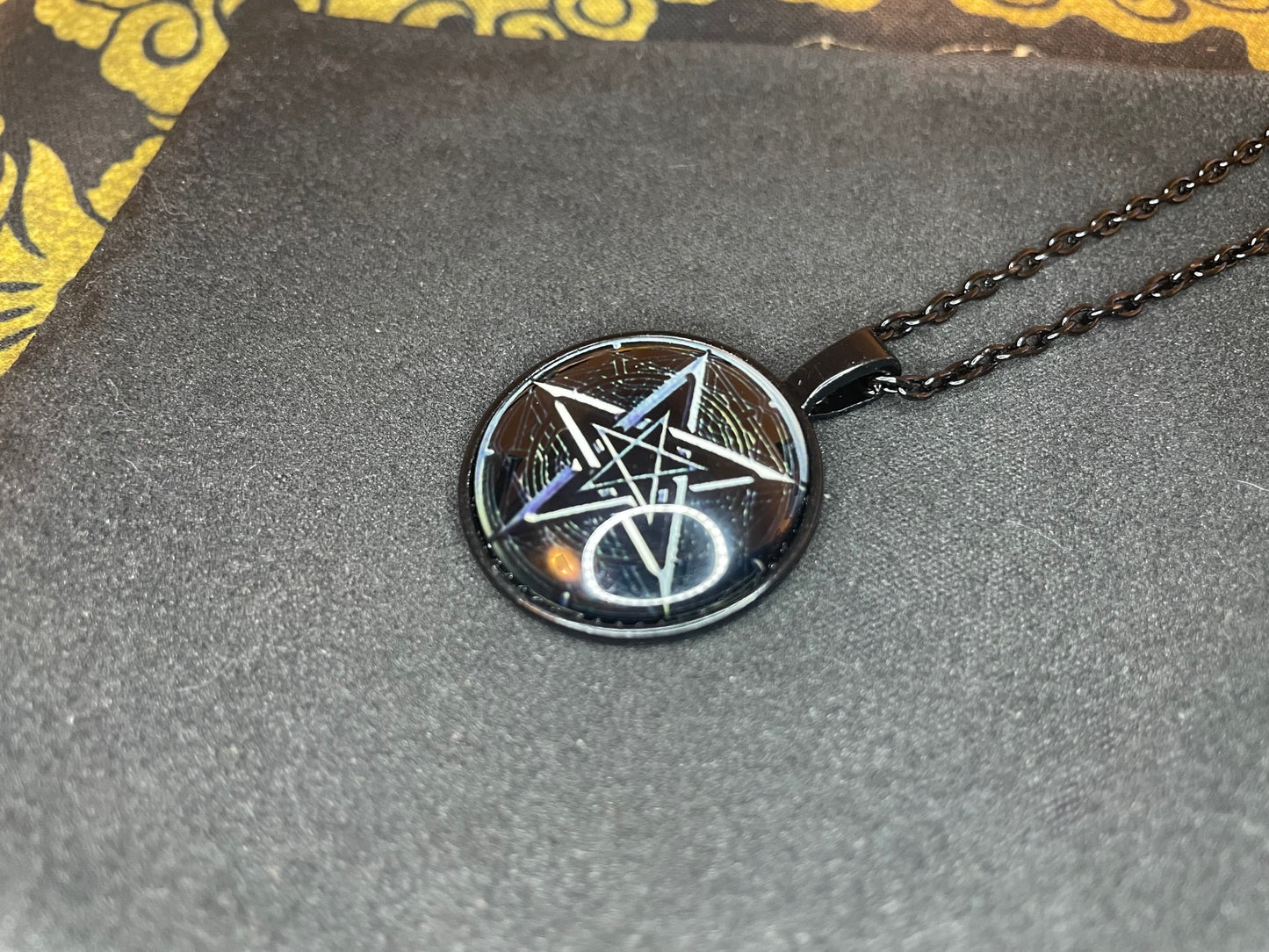 Double Pentagram Sigil of Leviathan Baphomet Lucifer Glass Stainless Steel Pendant Necklace Satanic Wiccan Pagan Occult Jewelry Gift - Black