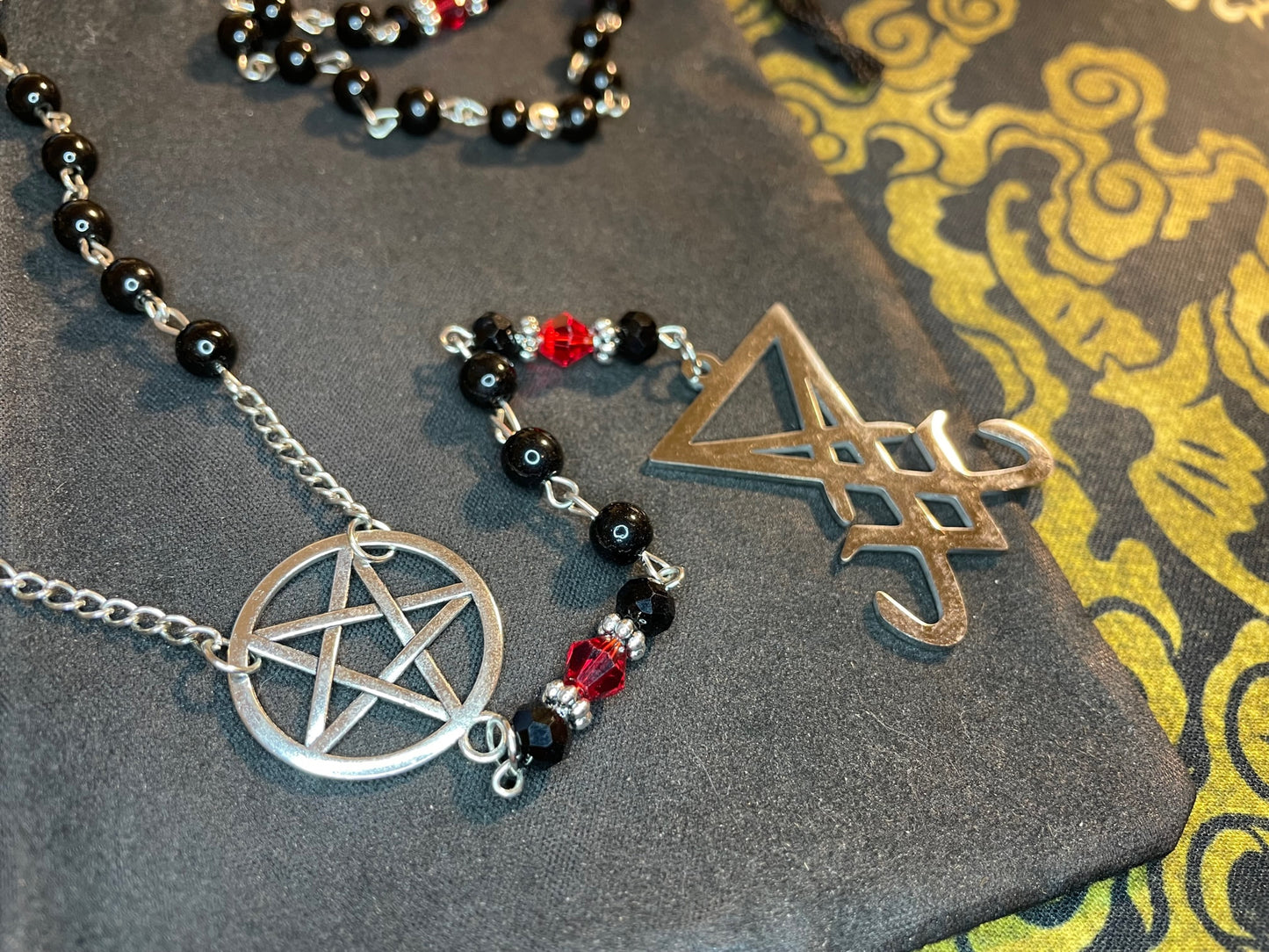 Satanic Rosary Inverted Upside Down Pentagram Sigil of Lucifer Pendant Necklace Small Bead Wiccan Occult Jewelry Gift - Silver, Black, & Red