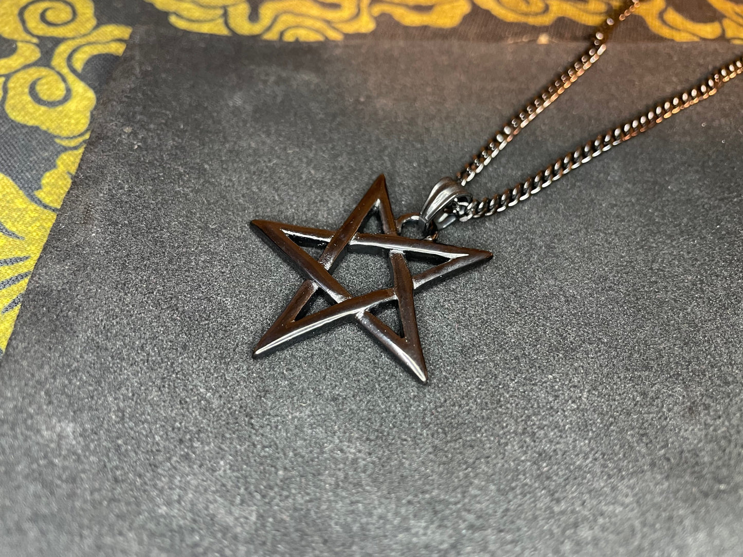 Mystical Upside Down Woven Inverted Pentagram Stainless Steel Retro Pendant Necklace Gothic Satanic Wiccan Occult Jewelry Best Gift - Black