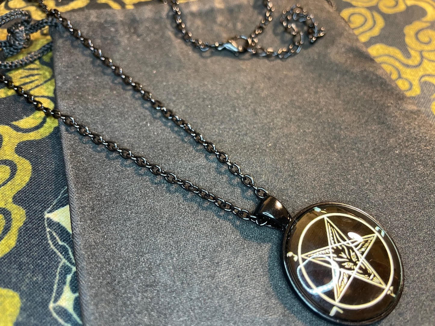 Sigil of Baphomet Pentagram Church of Satan Lucifer Glass Stainless Steel Pendant Necklace Satanic Wiccan Pagan Occult Jewelry Gift - Black