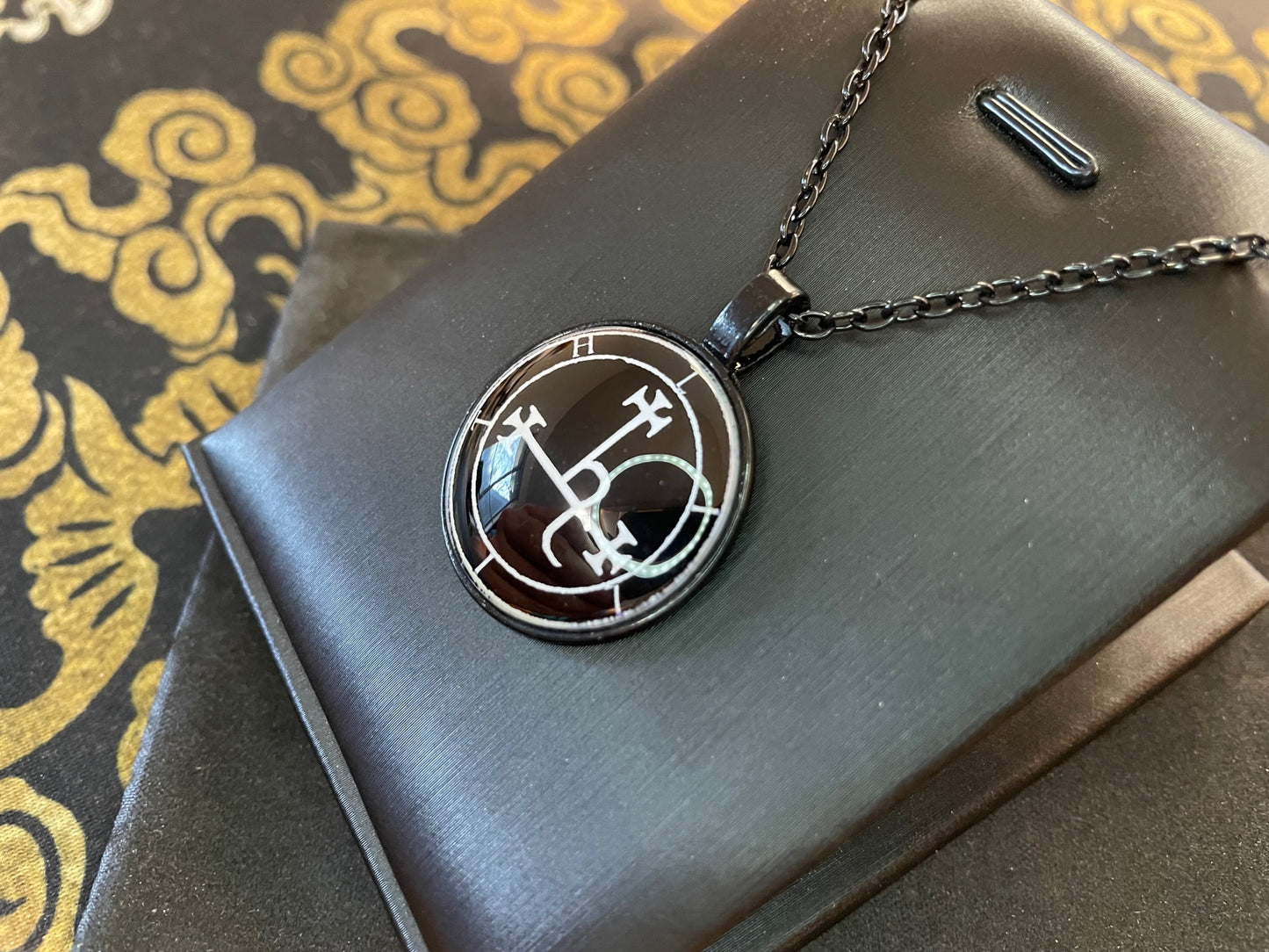 Goddess Lilith Sigil Seal Baphomet Lucifer Glass Stainless Steel Pendant Necklace Feminine Satanic Wiccan Occult Jewelry Best Gift - Black