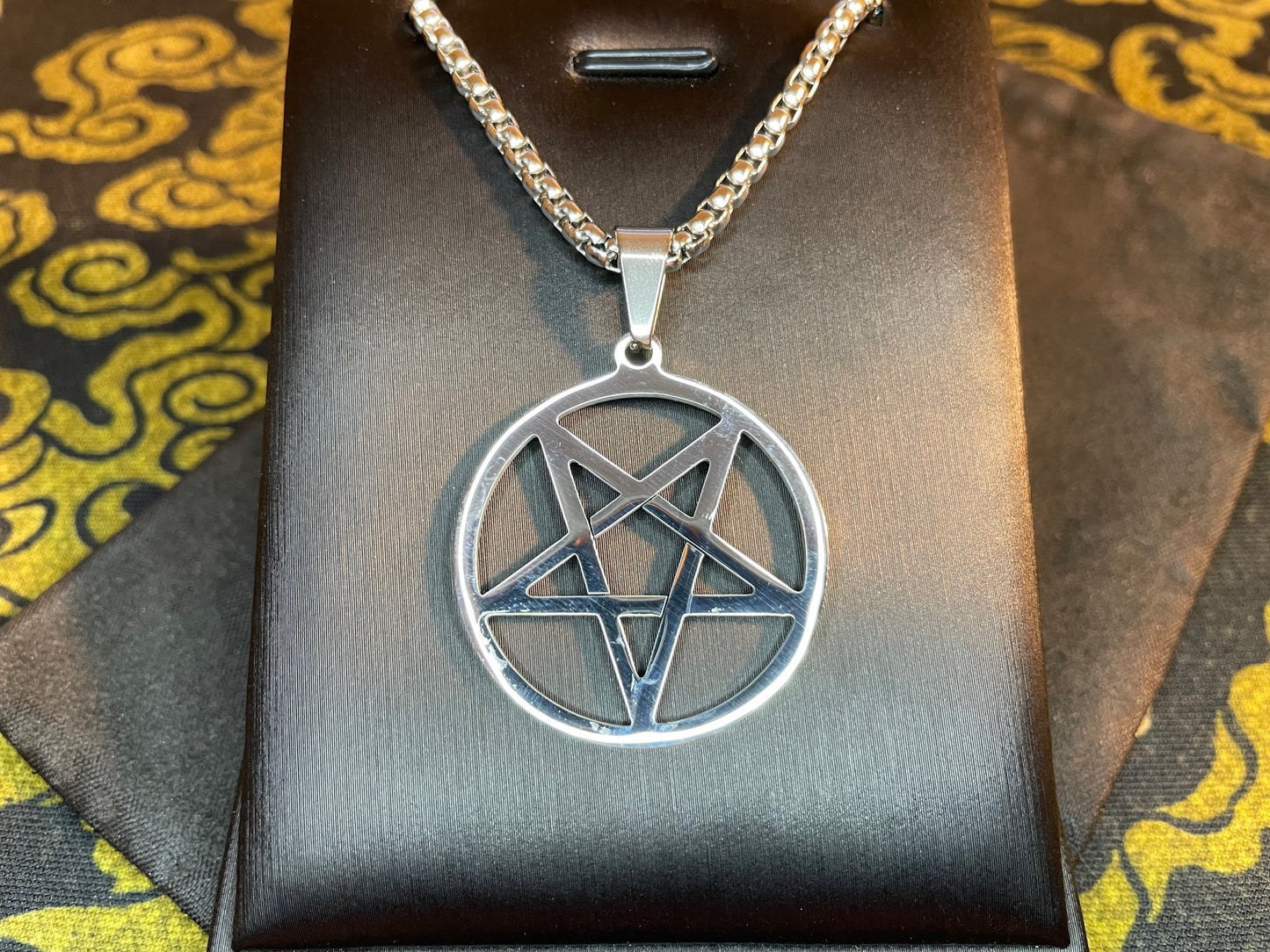 Inverted Pentagram Upside Down Stainless Steel Pendant Necklace Talisman Amulet Gothic Satanic Wiccan Pagan Occult Jewelry Gift - Silver