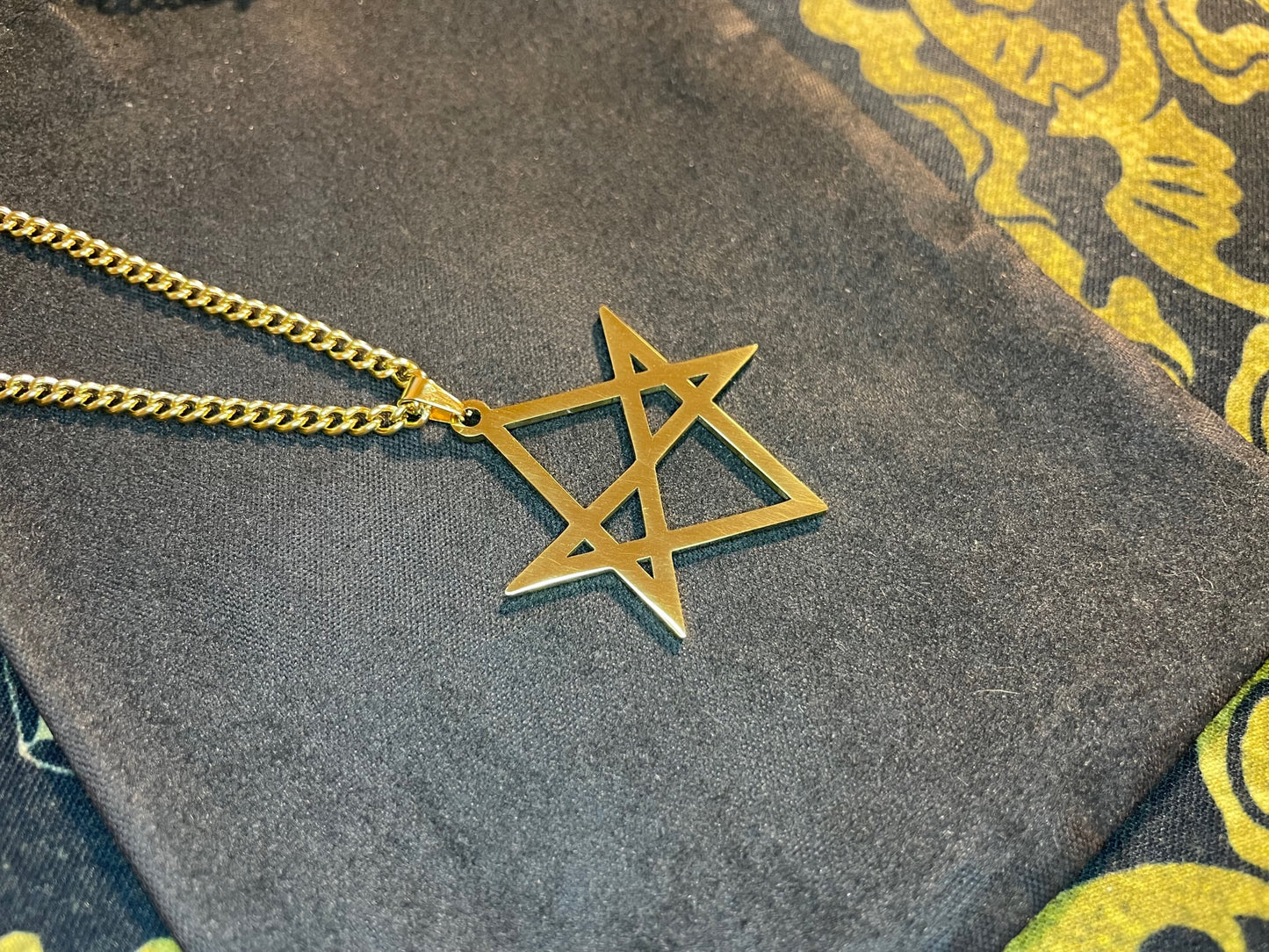 Unicursal Hexagram Thelema Symbol Stainless Steel Pendant Necklace Aleister Crowley Satanic Church Wiccan Pagan Occult Jewelry Gift - Gold